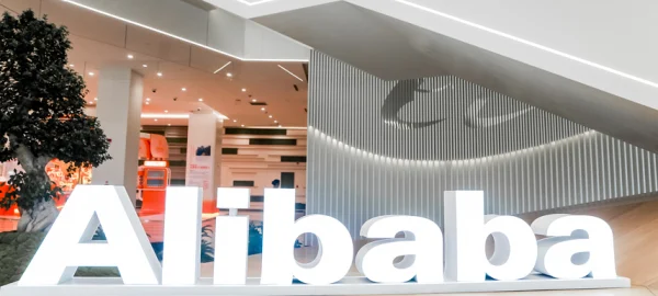 Lucro operacional da Alibaba cai 84%, mas cloud e IA impulsionam crescimento em 2024 2 news 10975 1778678662
