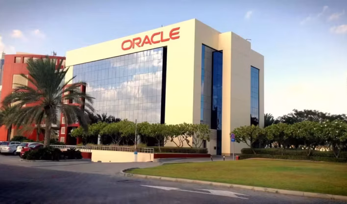 Oracle corta 21 mil postos com avanço da IA e restruturação bilionária até 2026 2 news 11648 1782231486