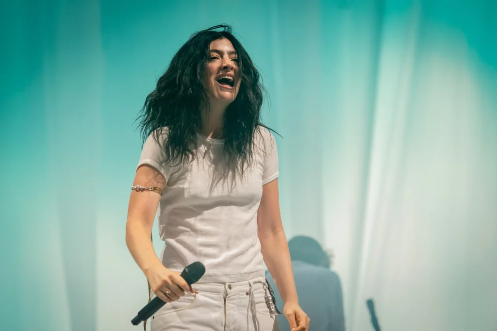 Lorde critica óculos de IA da Meta: 'Não são nada sexy', diz cantora 2 news 12023 1784106123